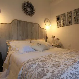 La Casina Di Manon Bed & Breakfast Vinci